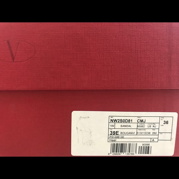 Fuchsia Valentino Garavani high heel sandals - Picture 4 of 4